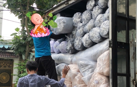 Khâu Vận Chuyển